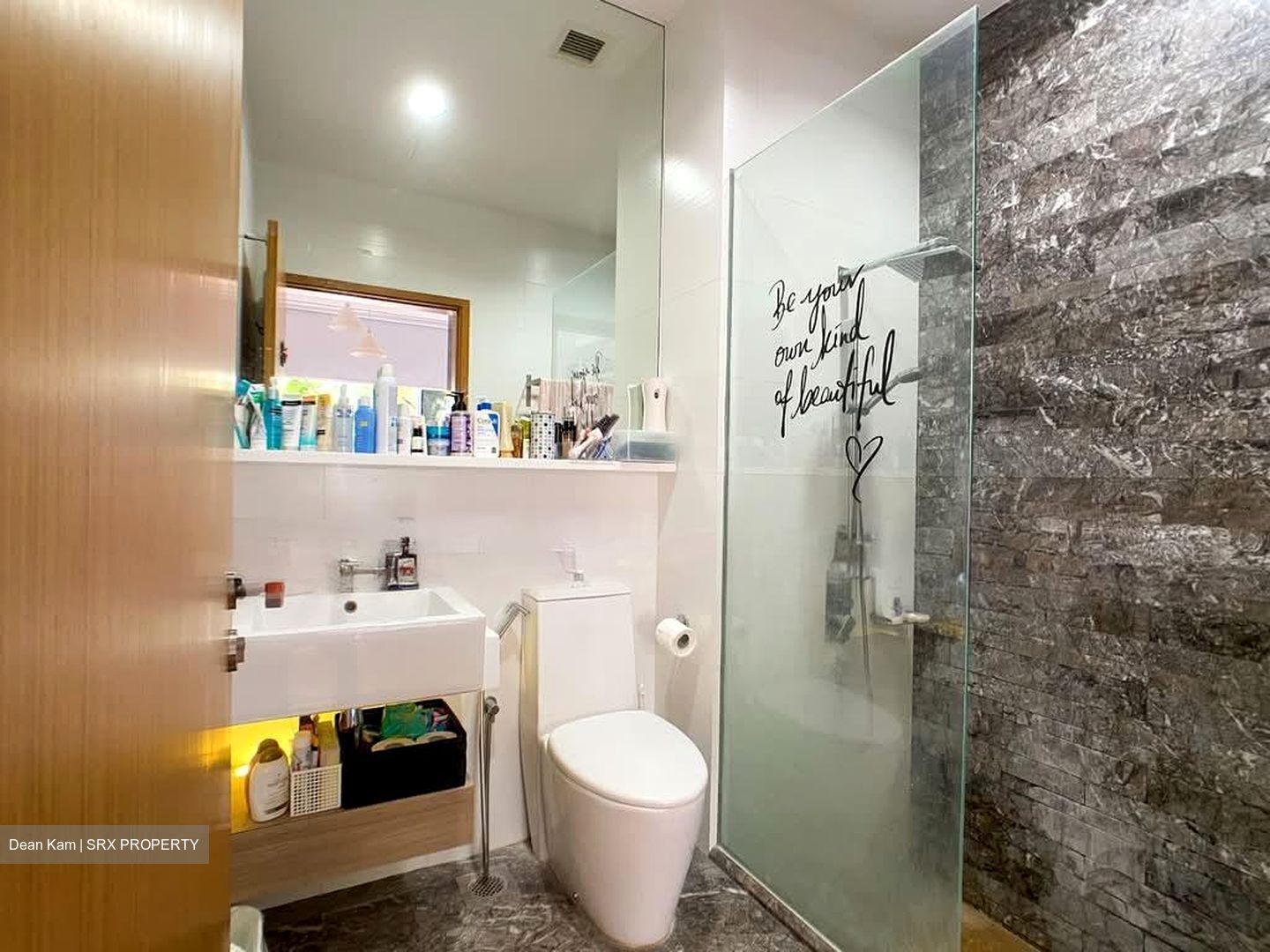 The Greenwich (D28), Condominium #567999111